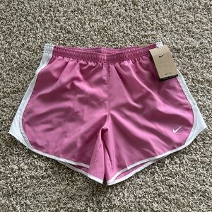 NWT Nike Girls XL Pink and White Shorts